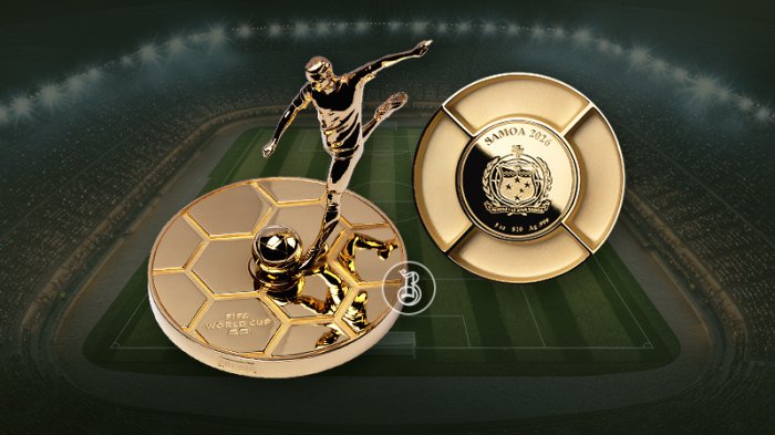 Вращающаяся серебряная монета с объемной фигурой футболиста